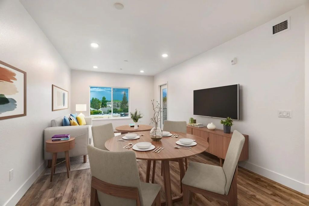 1853 Almaden Road 207, San Jose