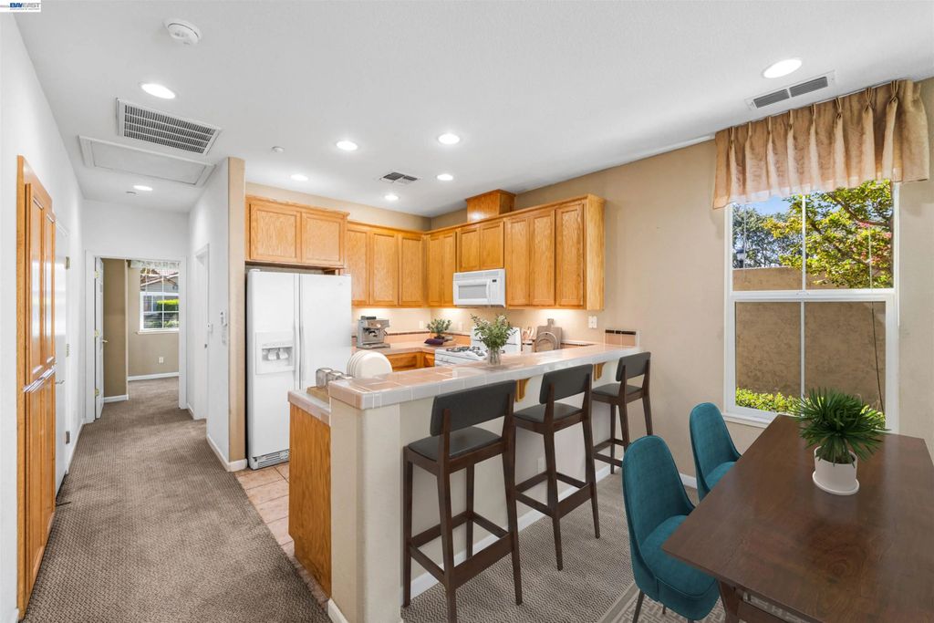 6685 Forget Me Not, Livermore