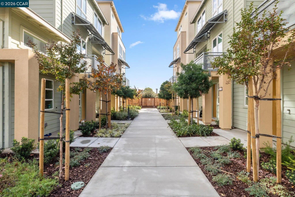 27261 Cosmo Court, Hayward