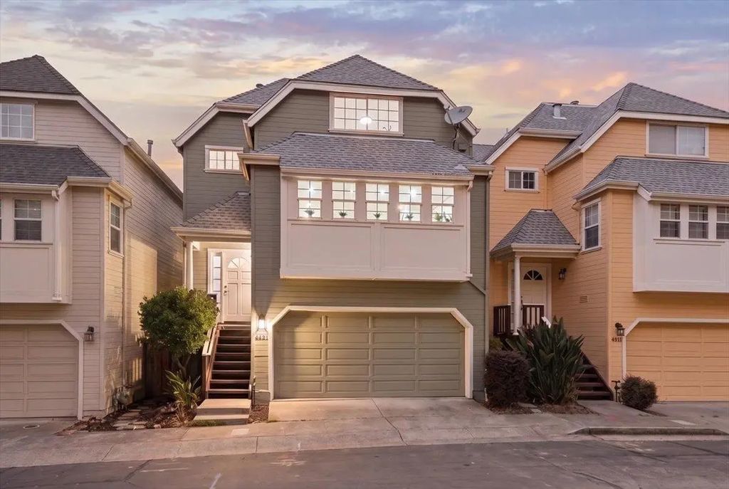 4431 Terrabella Way, Oakland