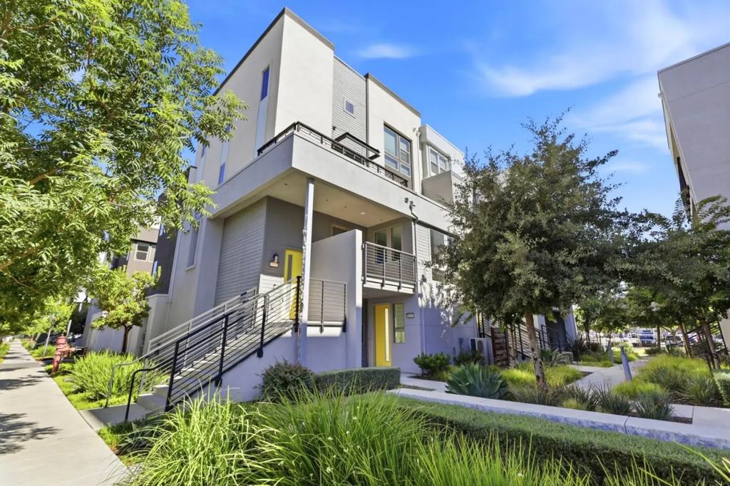 6824 Steel Court, San Jose