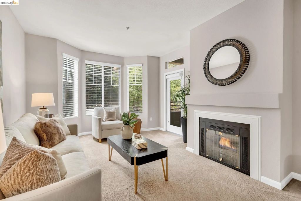 320 Caldecott 217, Oakland