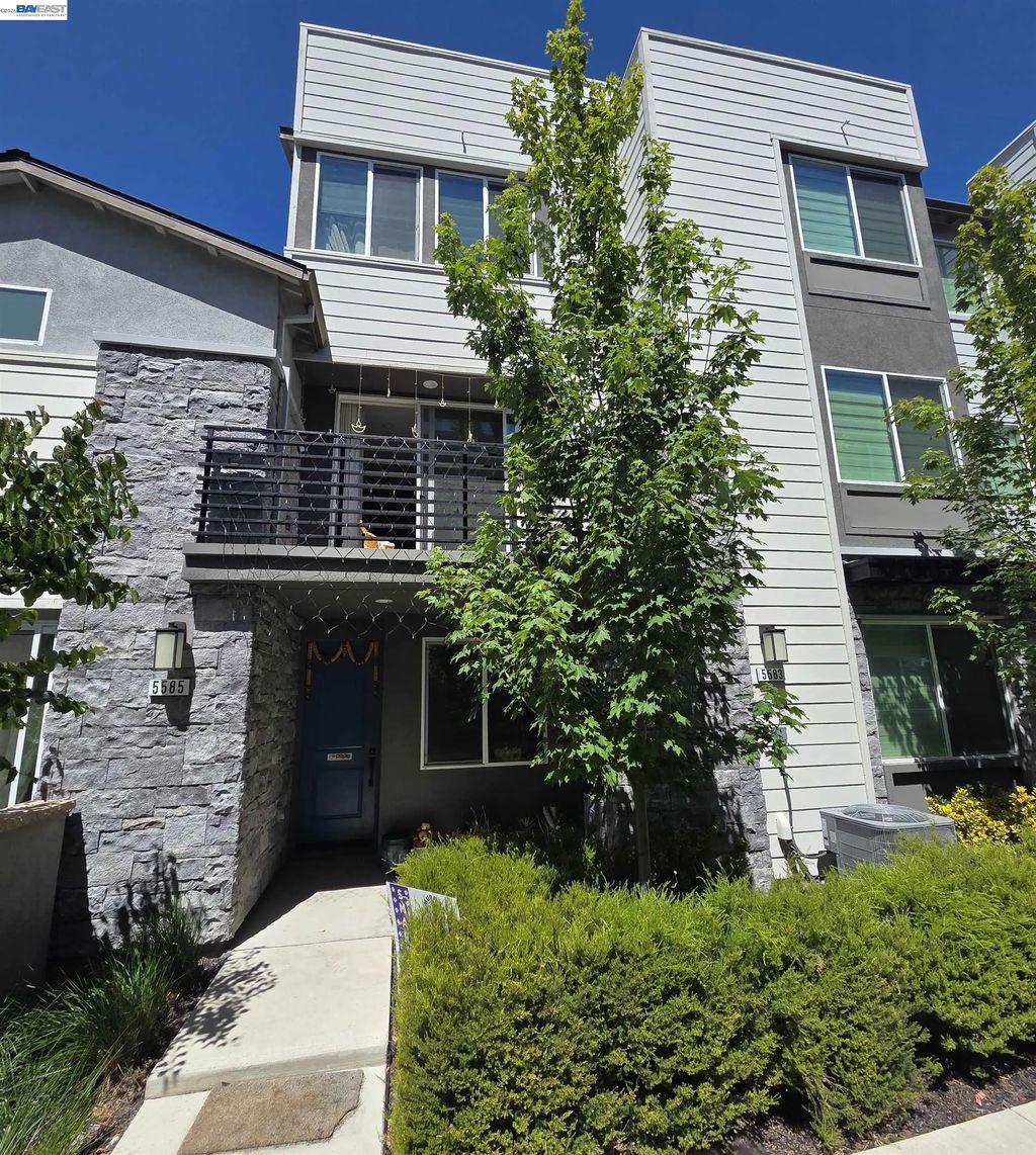 5585 Holly Bay Avenue, Dublin