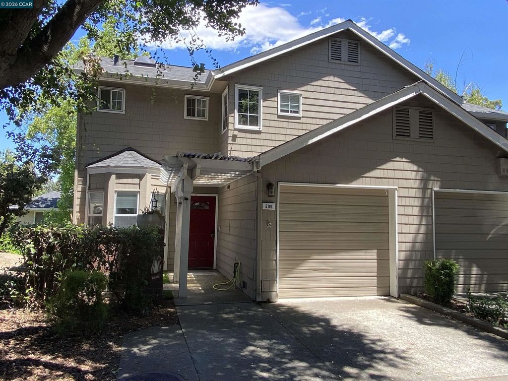 209 Hidden Creek Ct, Martinez