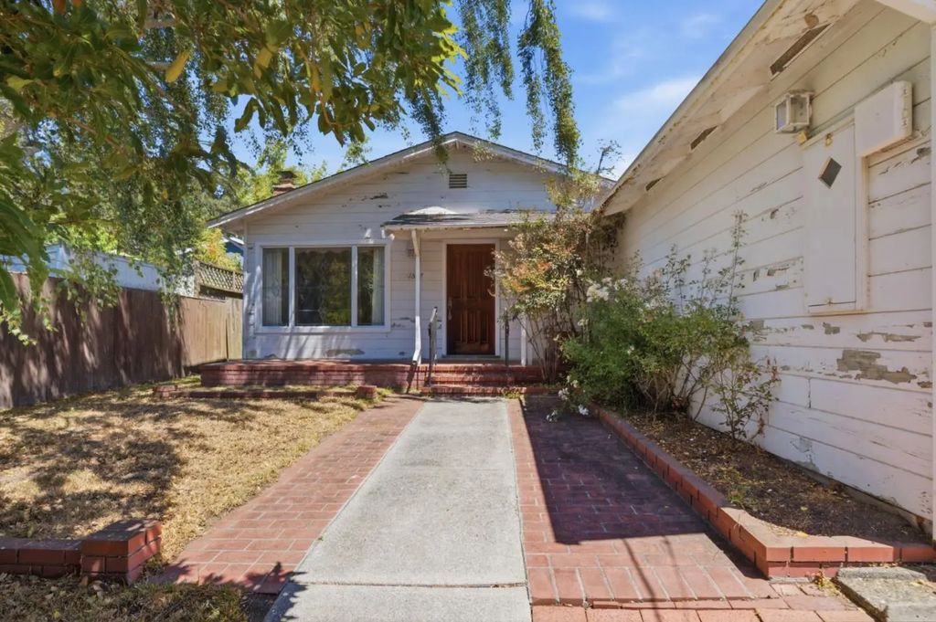 1527 Madeira Drive, Pacifica