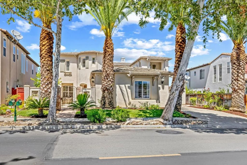 2520 Club Drive, Gilroy