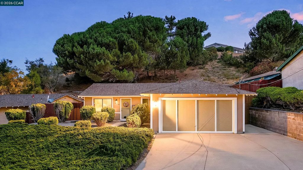 2506 Henry Ave, Pinole