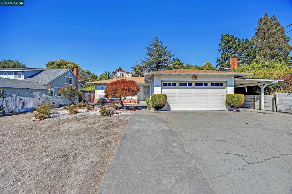 972 Tara Hills Dr, Pinole