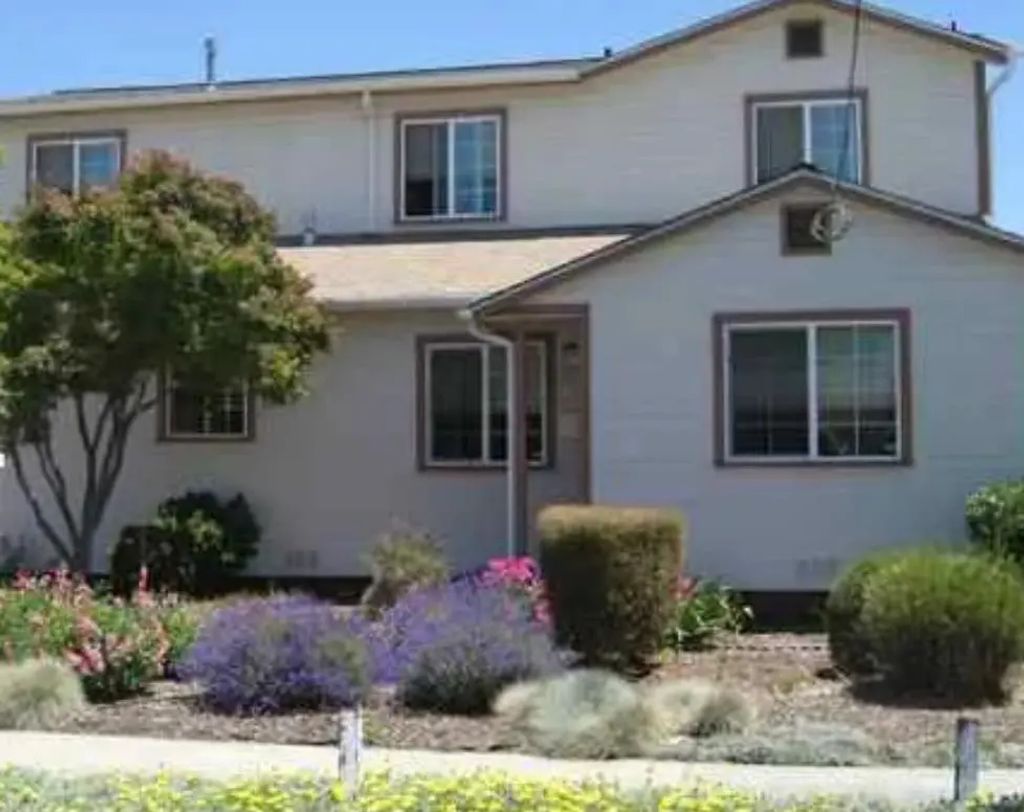 432 Hunter Avenue, Oakland