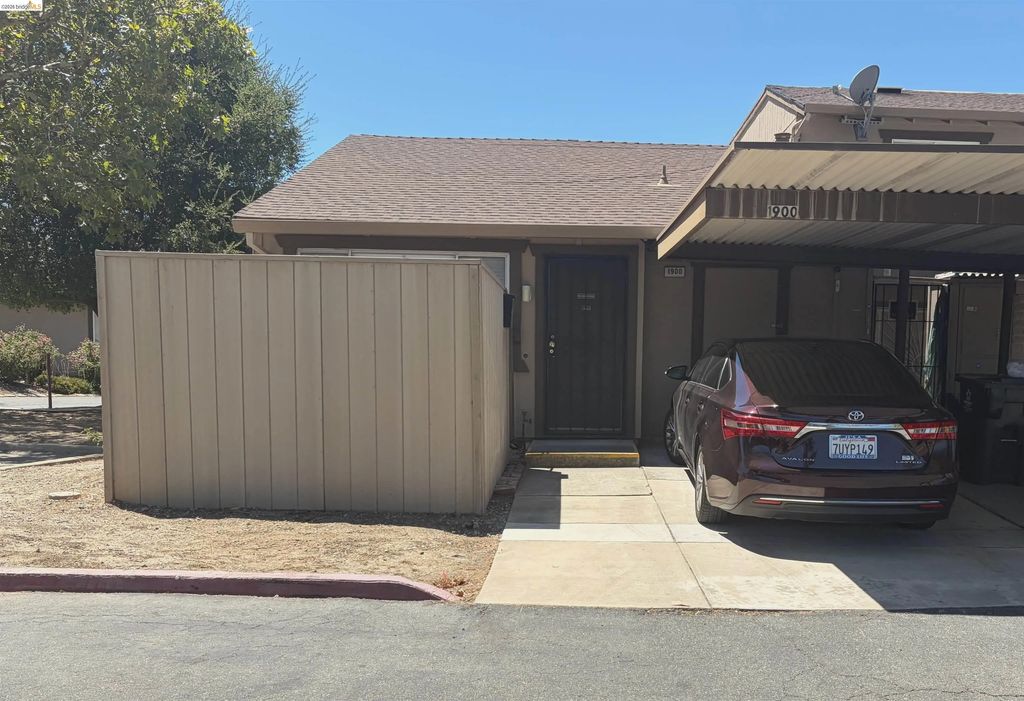 1900 San Jose Dr, Antioch