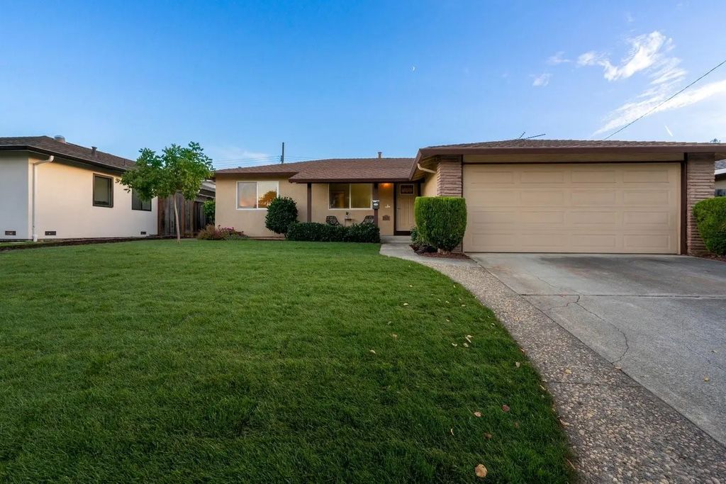2827 Gazelle Drive, Campbell
