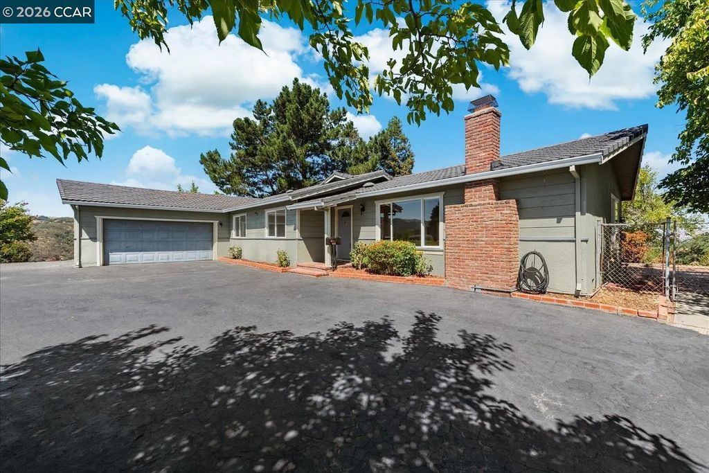 4848 Venner Rd, Martinez