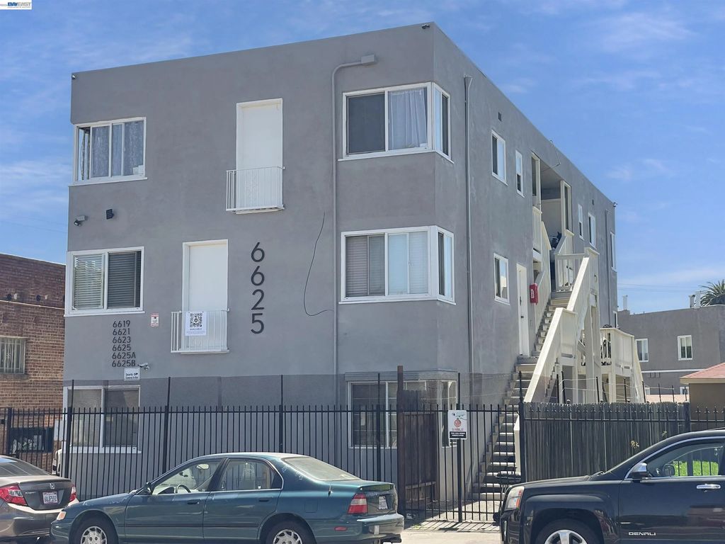 6625 Bancroft Ave, Oakland