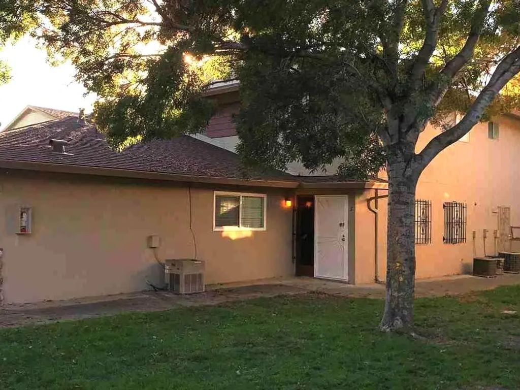 2300 Peppertree Way 3, Antioch