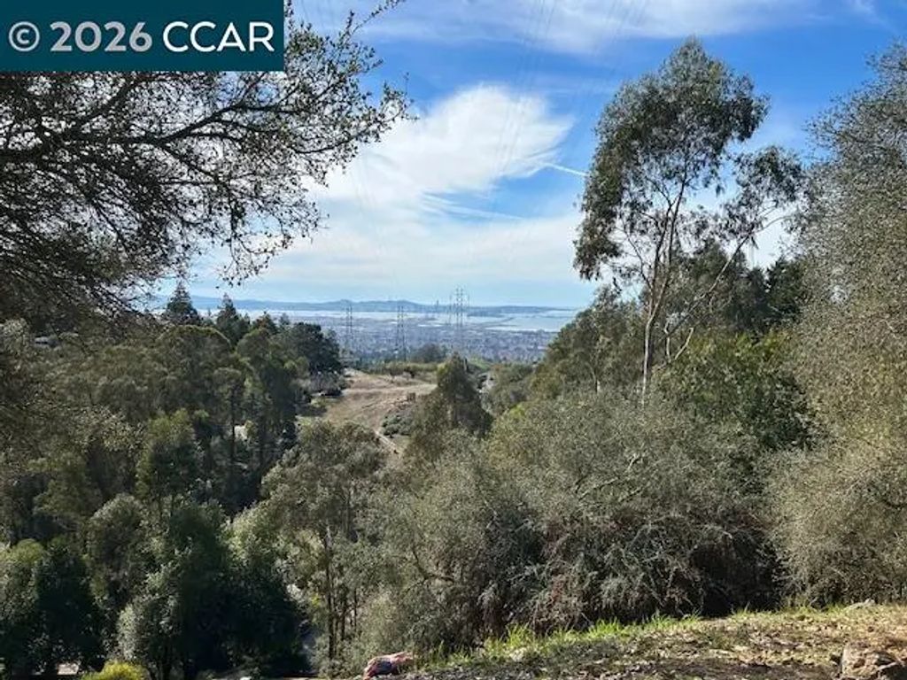 6201 Skyline Blvd, Oakland
