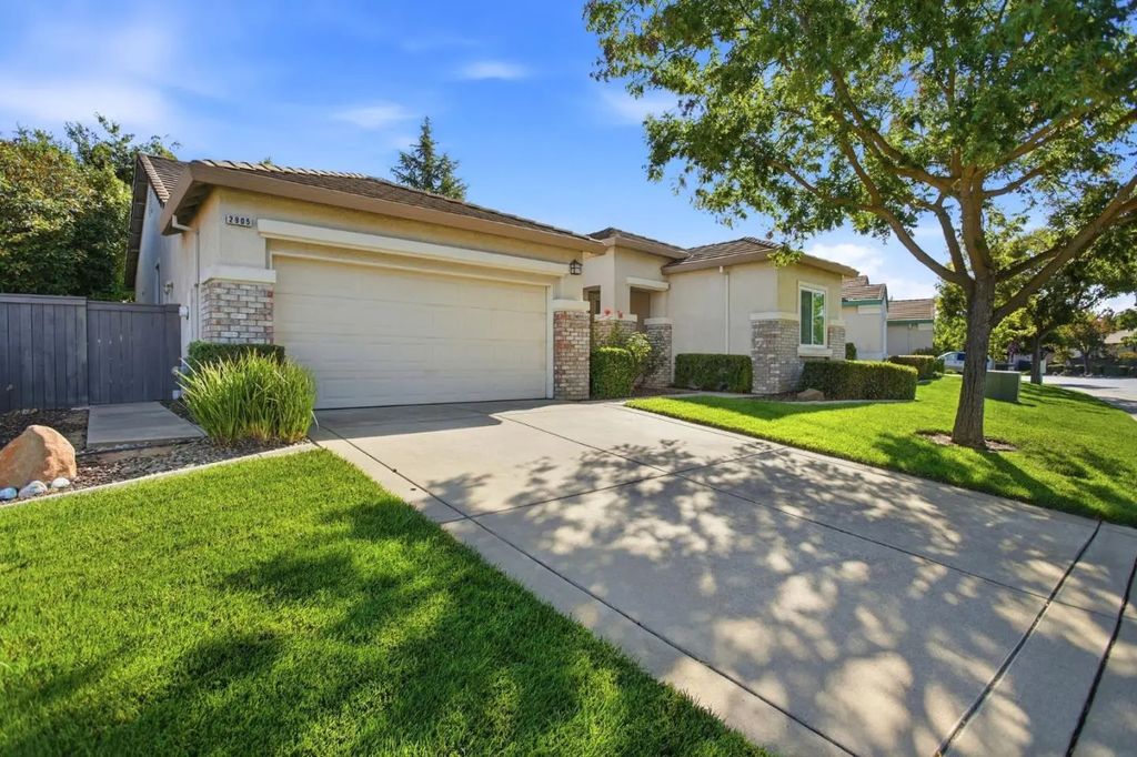 2905 Granite Park Lane, Elk Grove