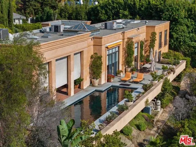 1255 Delresto Drive, Beverly Hills