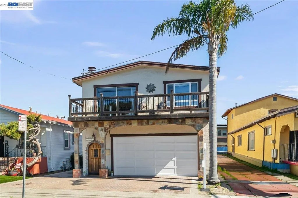 2751 Wallace St, Berkeley