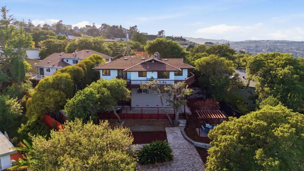 2109 Shirley Road, Belmont