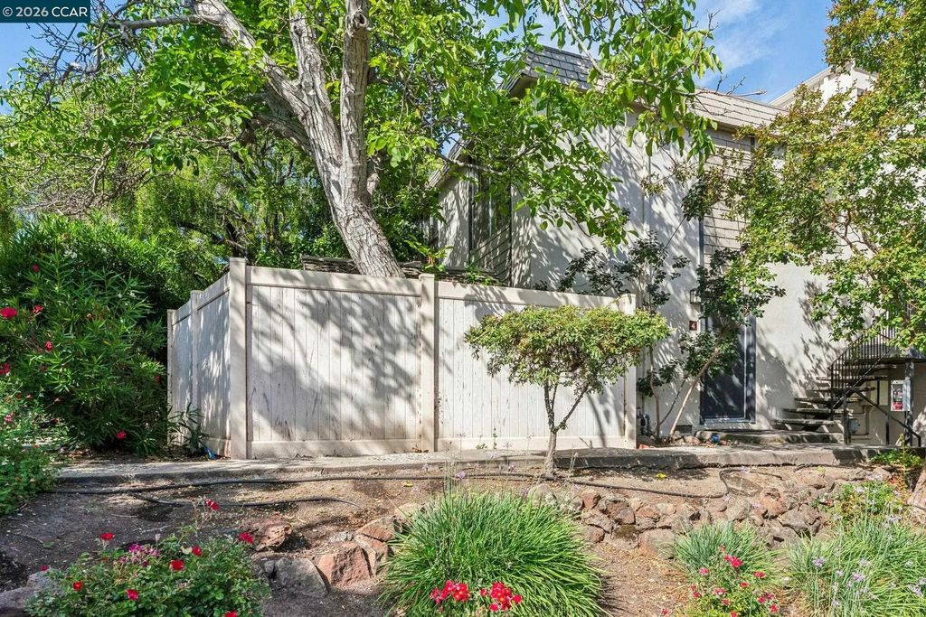 2035 Sierra Rd 4, Concord