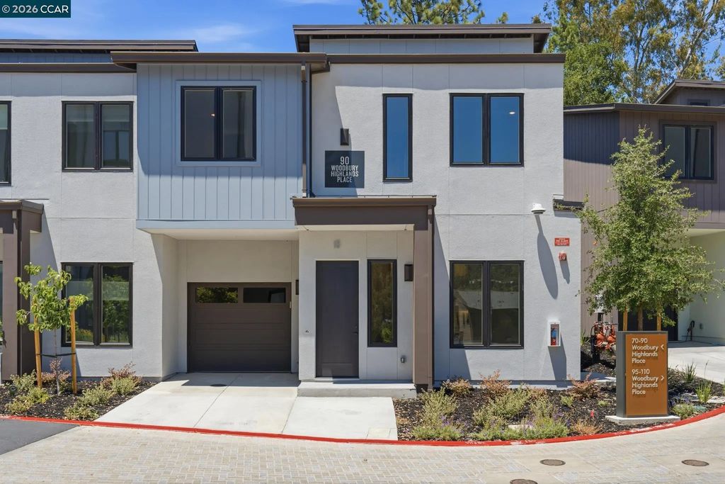 90 Woodbury Highlands Pl 16, Lafayette