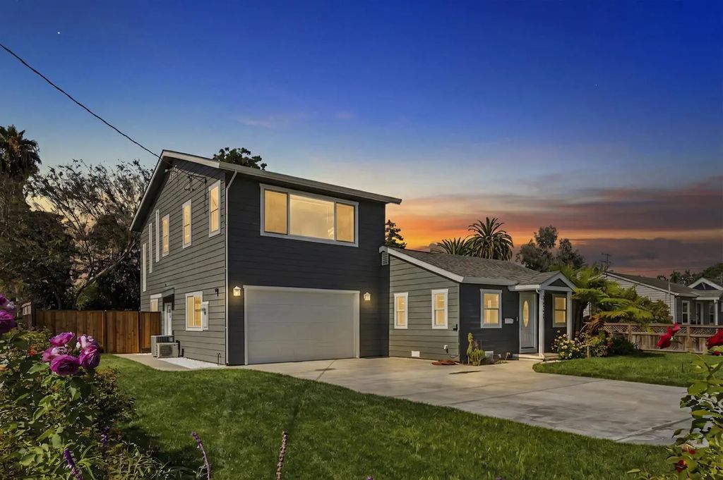 3242 Fair Oaks Avenue, Redwood City