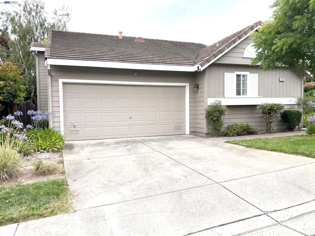 11651 Rolling Hills Pl, Dublin