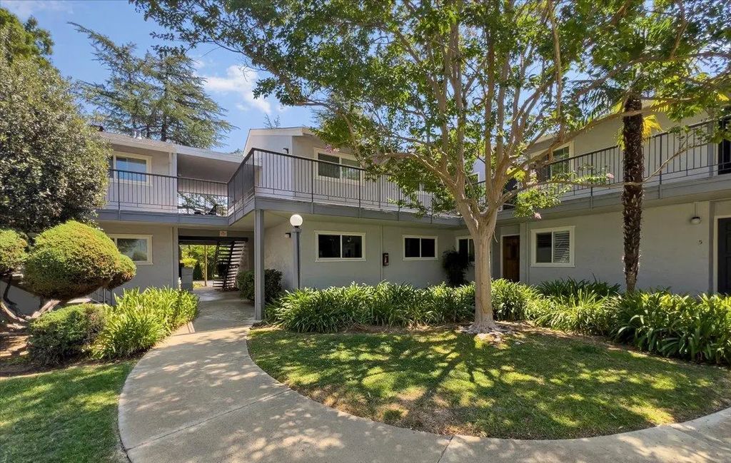 14245 Lora Drive 3, Los Gatos