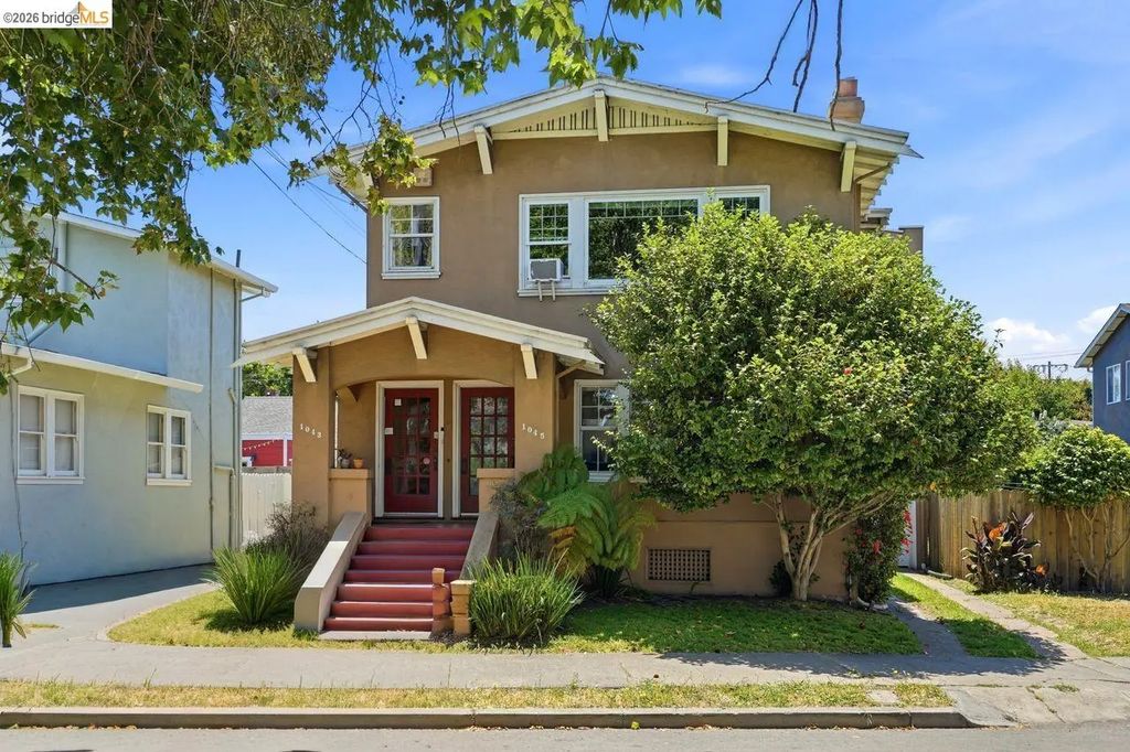 1045 Stanford Ave 2, Oakland