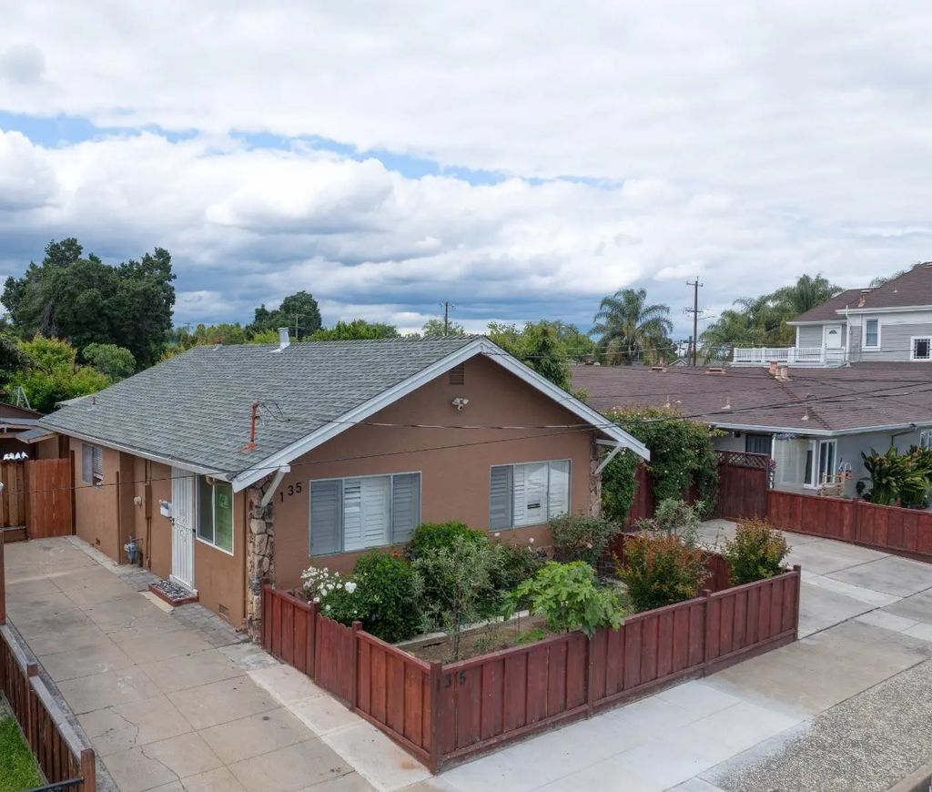 135 S 26th Street, San Jose
