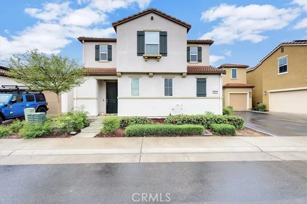 9925 Del Surf Ln, Elk Grove