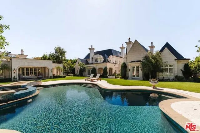 25242 Prado Del Misterio, Calabasas