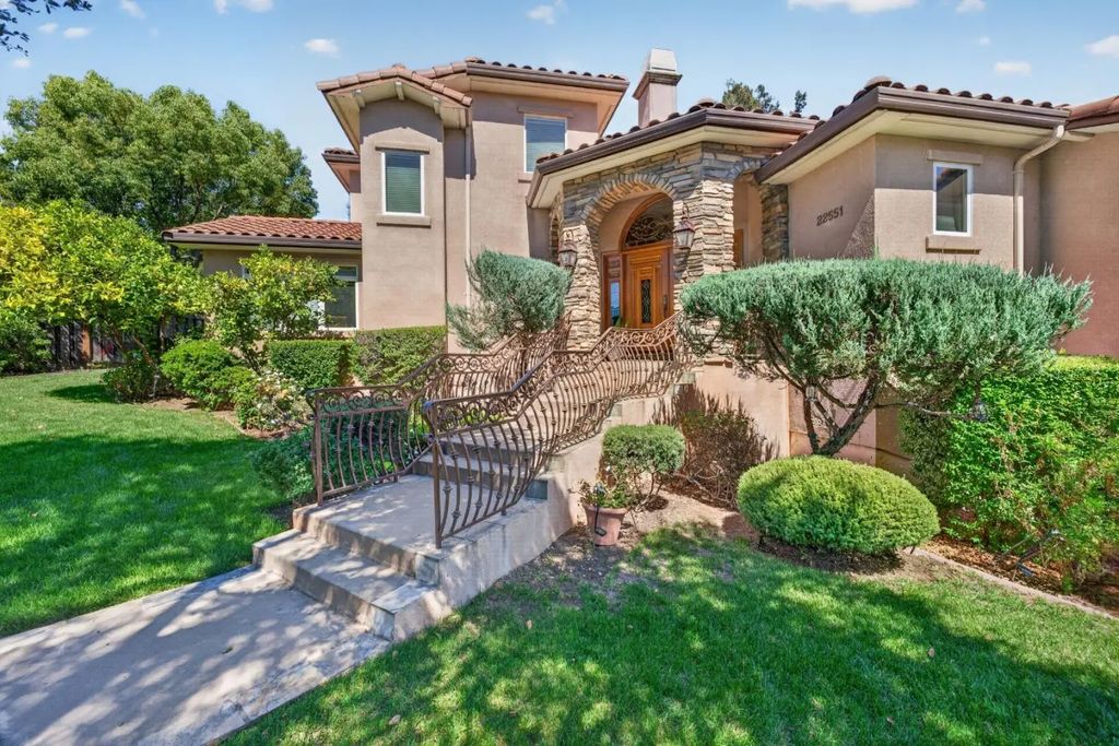 22551 Ricardo Road, Cupertino