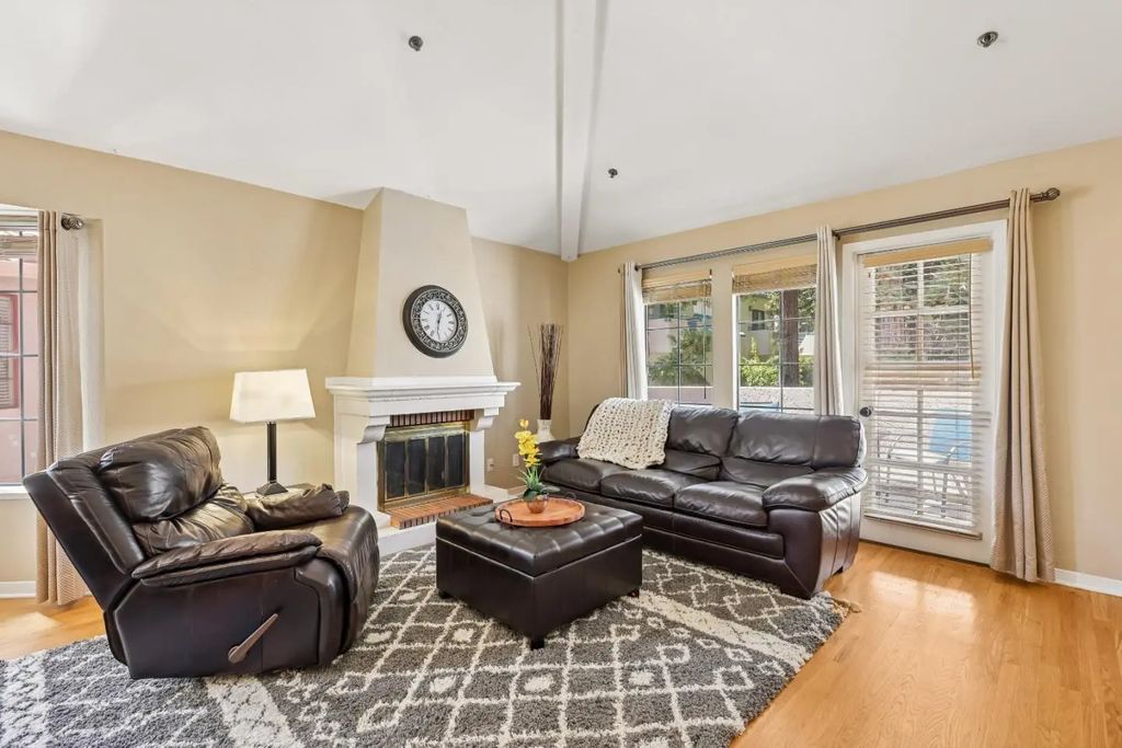 10241 Nile Drive, Cupertino