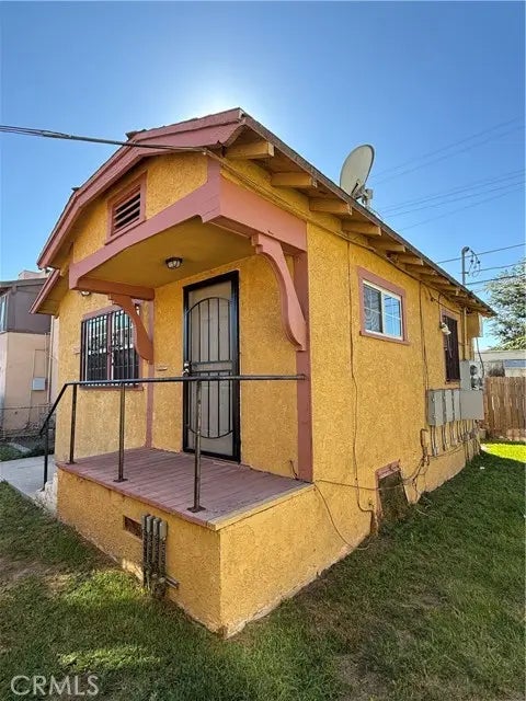 5425 2nd Avenue 3/4, Los Angeles