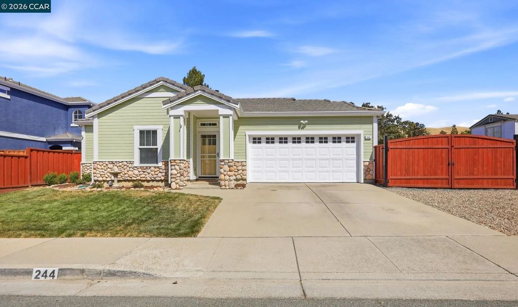 244 Stranahan Cir, Clayton