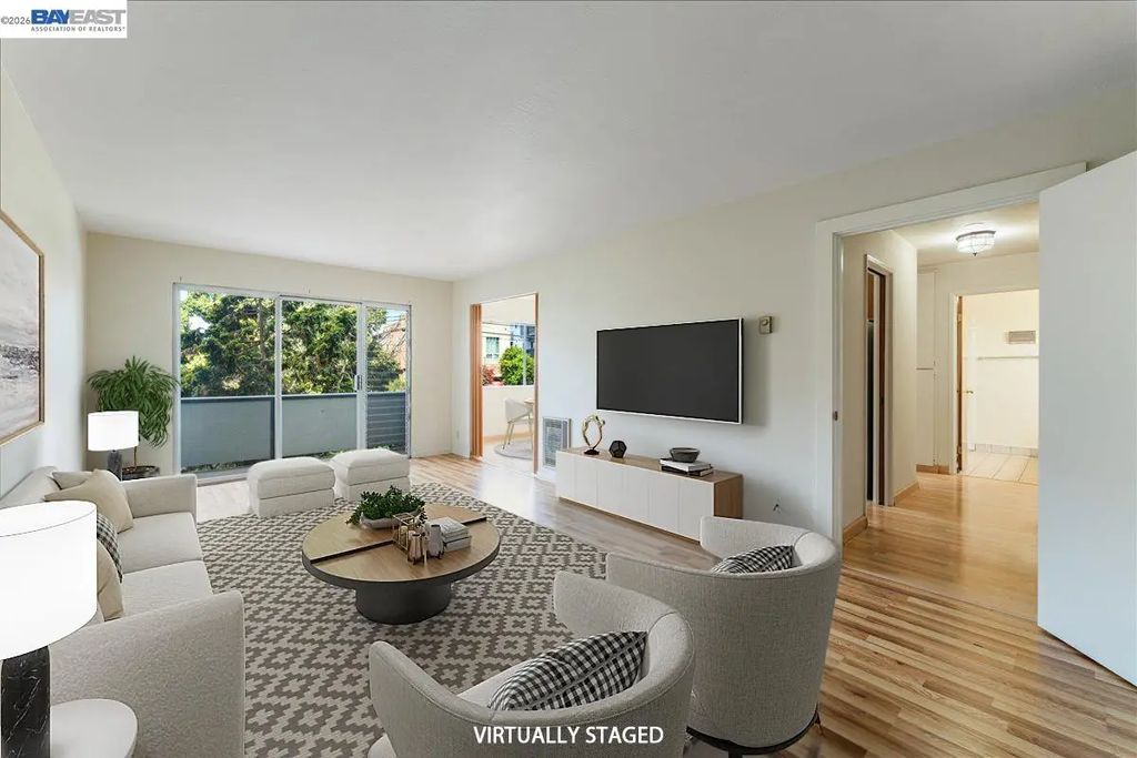 3768 Harrison St 101, Oakland