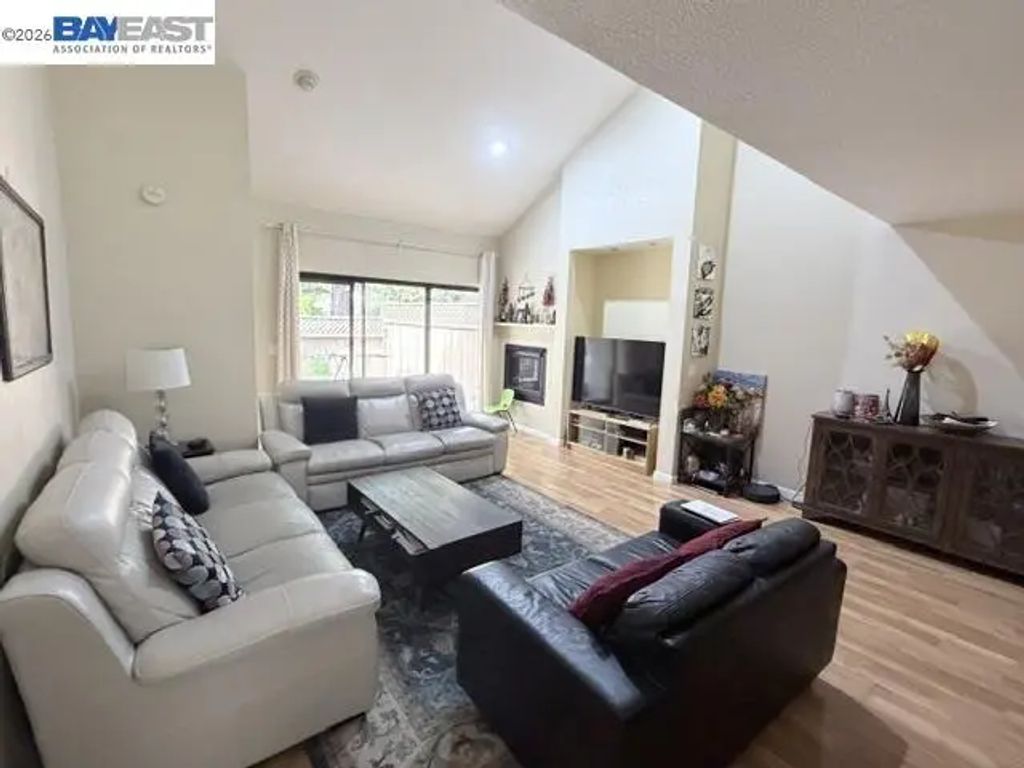 794 Praderia Circle, Fremont
