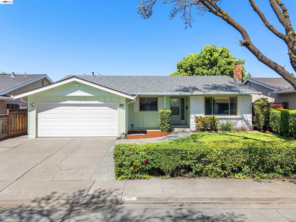 3179 Mackenzie Pl, Fremont