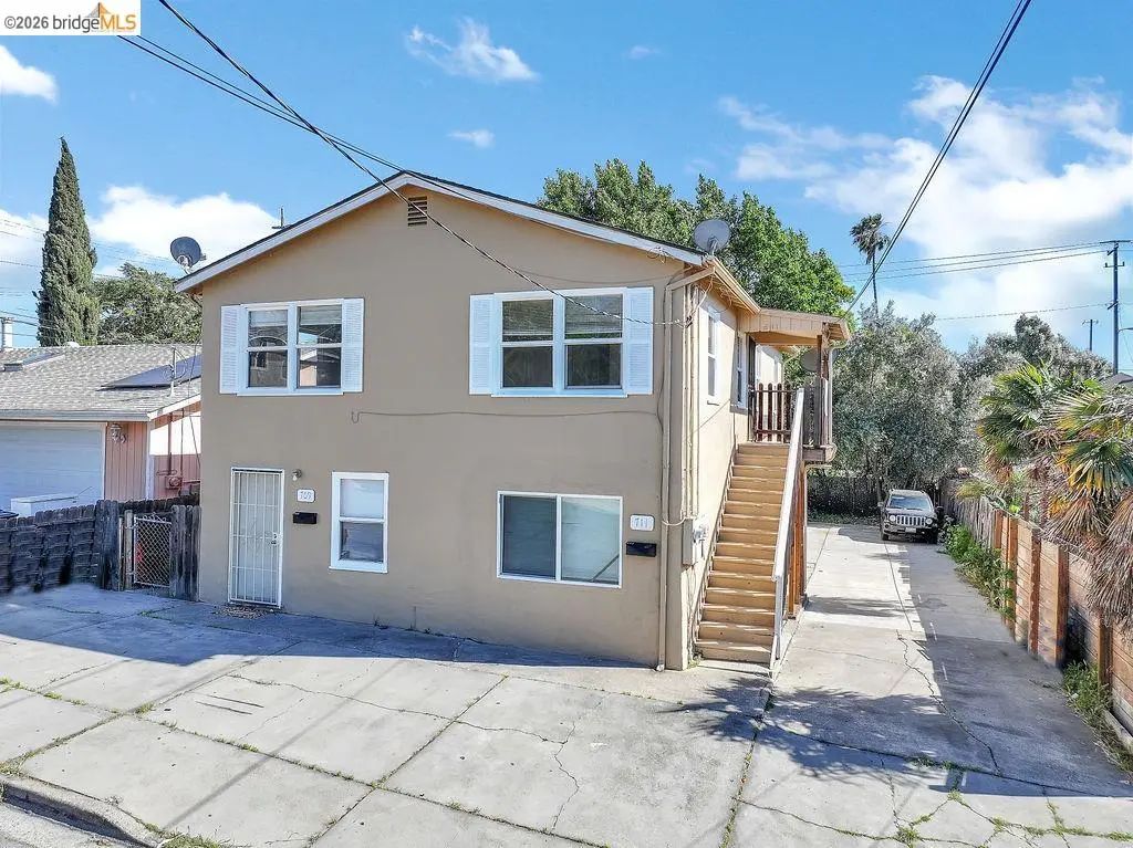 709 W 8th St, Antioch