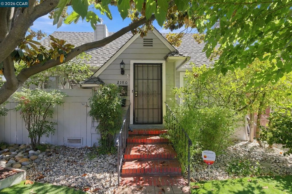 2180 Hillside Ave, Walnut Creek