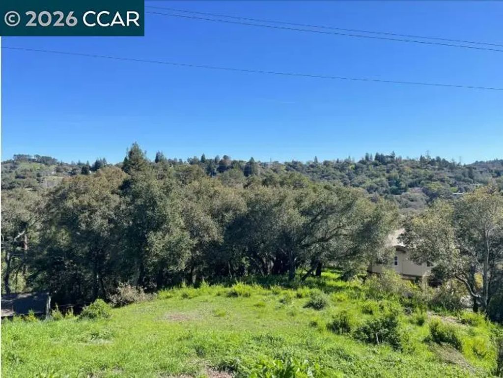 103 Barbara Rd, Orinda