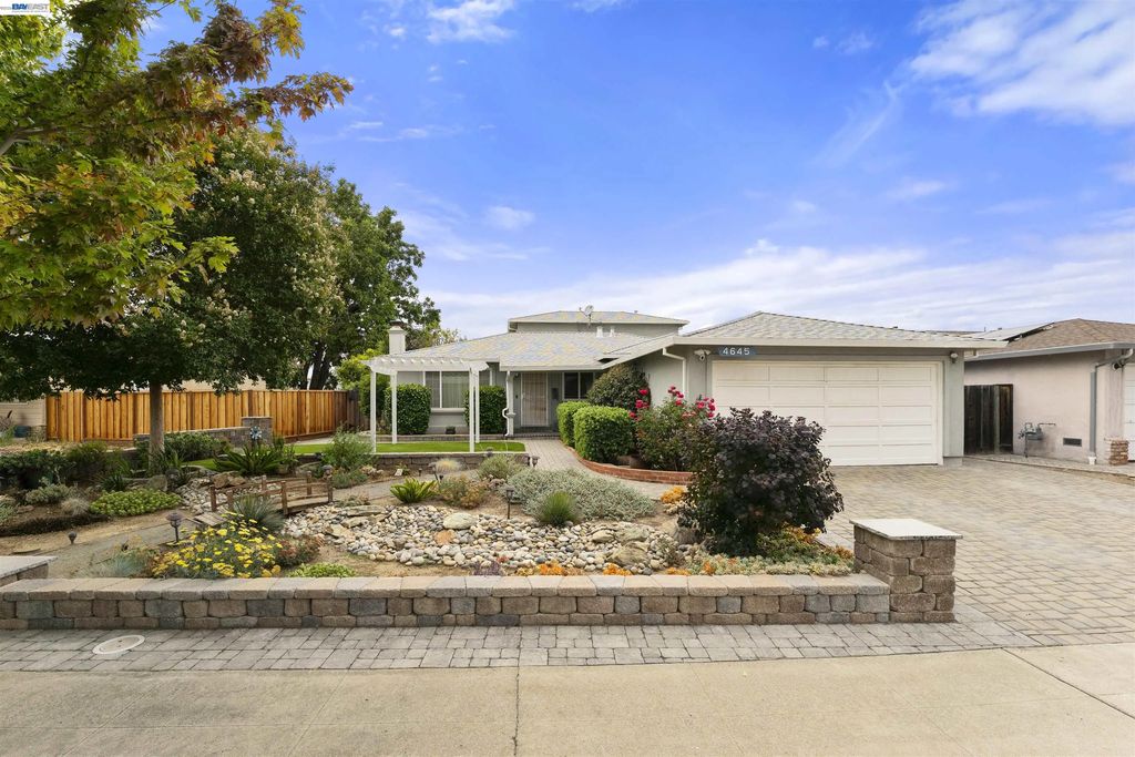 4645 Ridpath St, Fremont