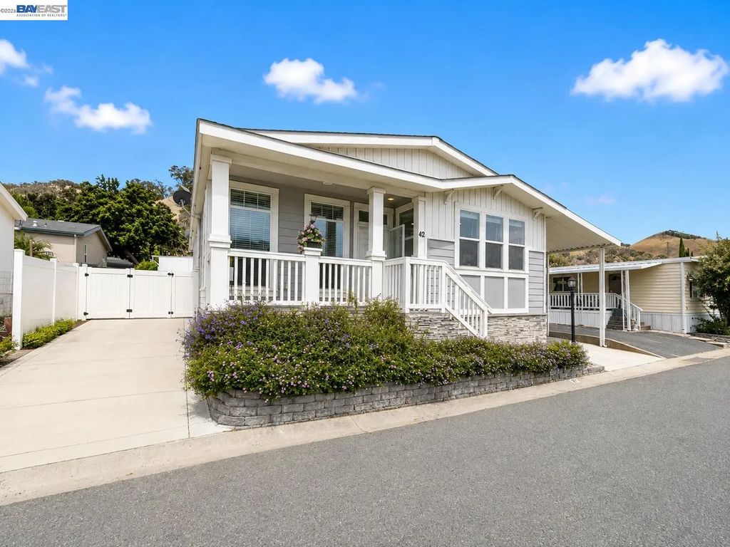 16711 Marsh Creek Rd 42, Clayton
