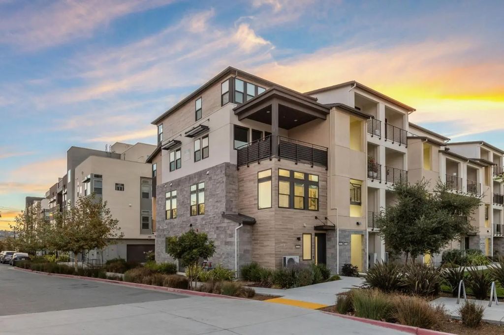 253 Waters Park Circle, San Mateo