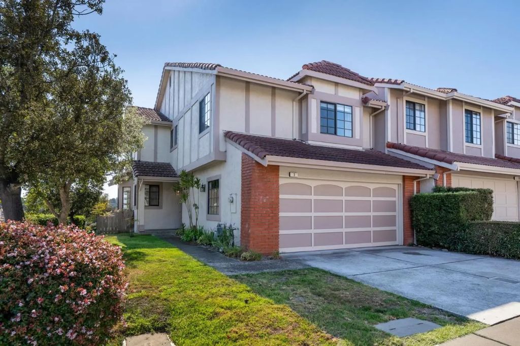 3 Amy Drive, San Mateo