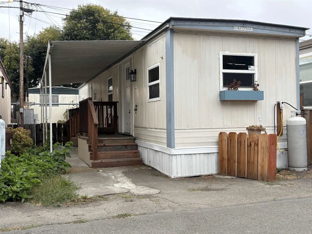 2399 E 14th St 16, San Leandro