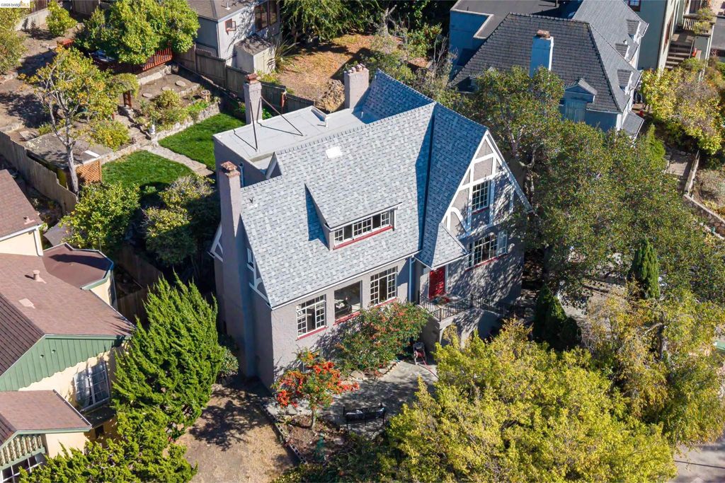 1101 Amador Ave, Berkeley