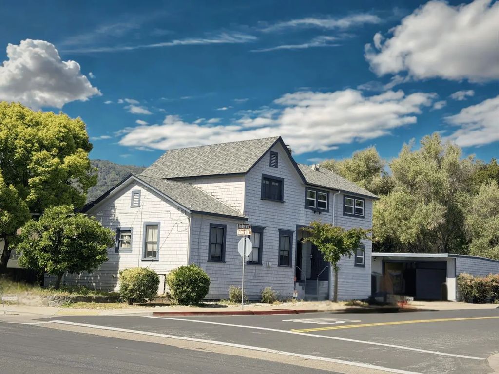 533 University Avenue, Los Gatos
