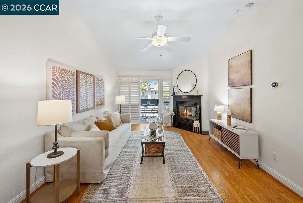 2530 Oak Rd 303, Walnut Creek